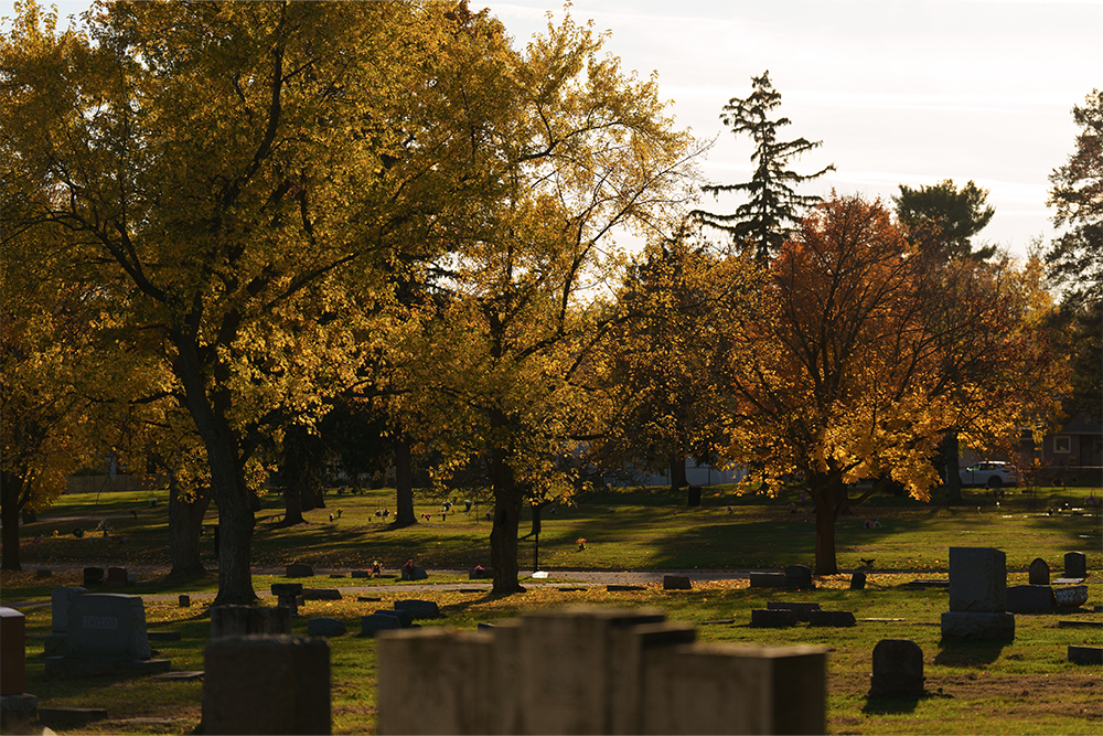 An image of the cemetery that houses the OUWB Mausoleum and Receiving Vault