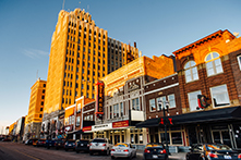 image of a street view of downtown Pontiac, MI