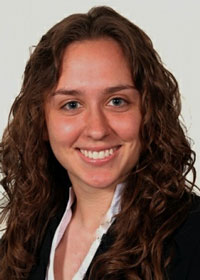 Sarah Tomaka headshot