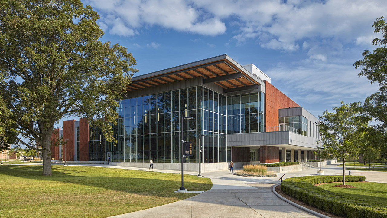 Exterior of Oakland Center