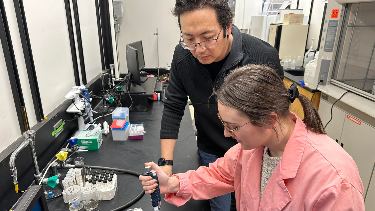 Zhe Wang and Erin Witherspoon