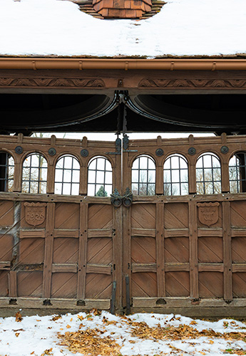 Historical photo of Gate Lodge gate before renovations
