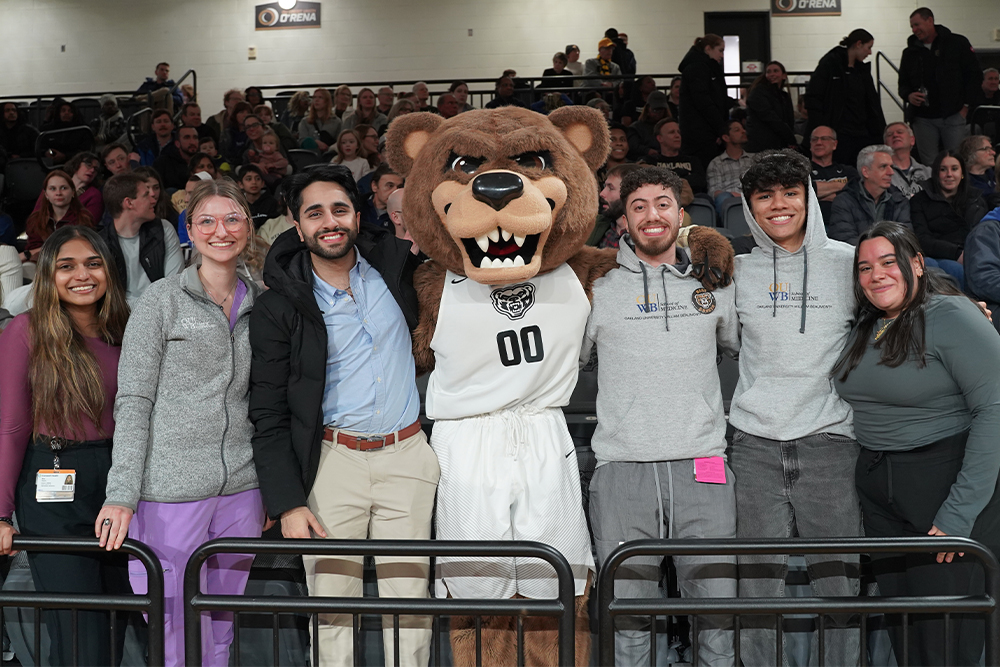 An image of OUWB students at the game