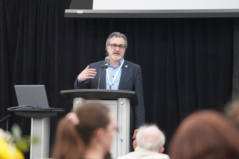 An image of Dr. Homayouni at Healthology